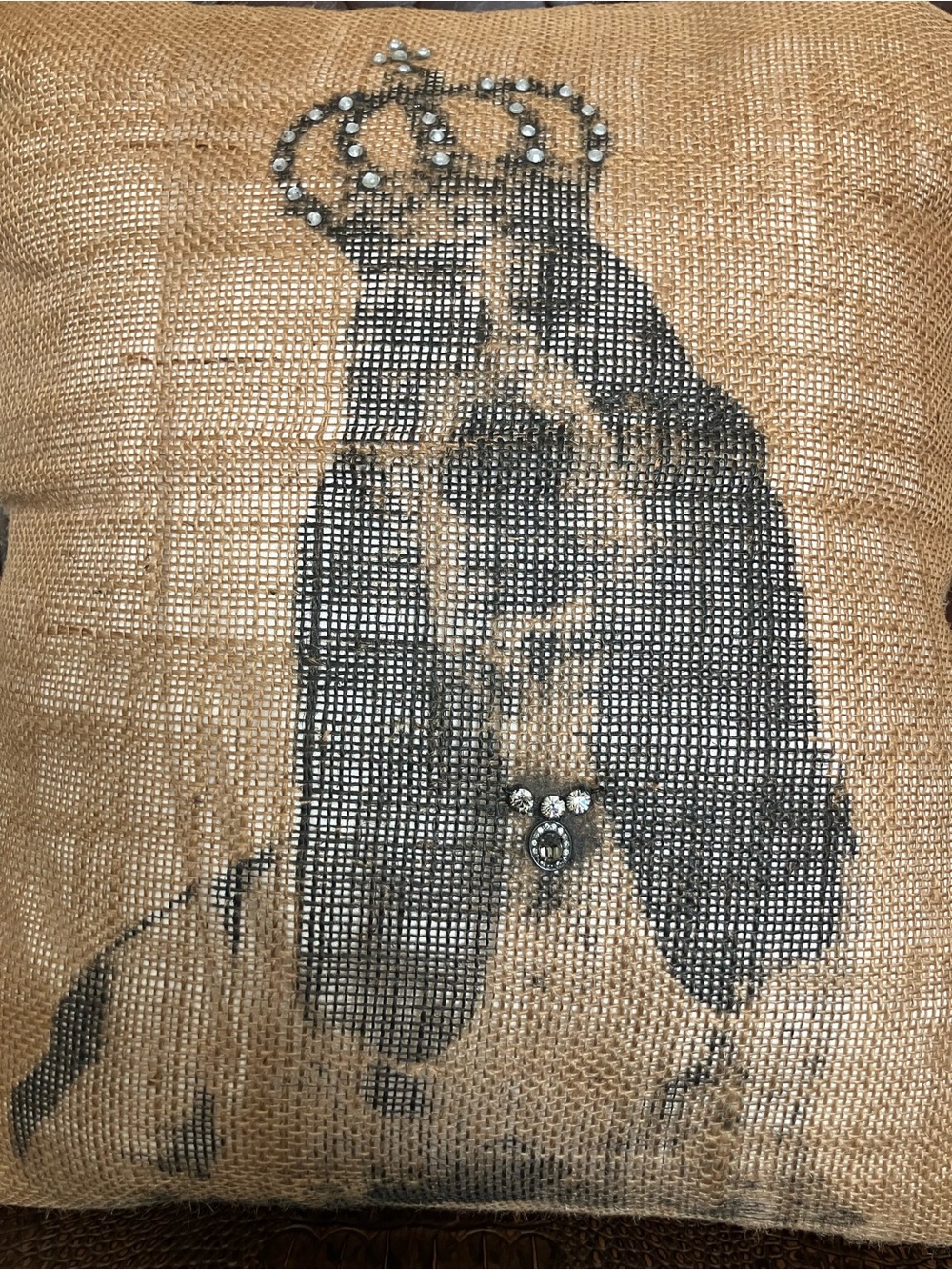 Basset Hound pillow WITH real down insert - Picture 2 of 6